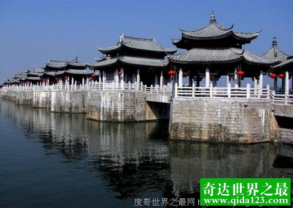广东广济桥 世界上最早的启闭式桥梁